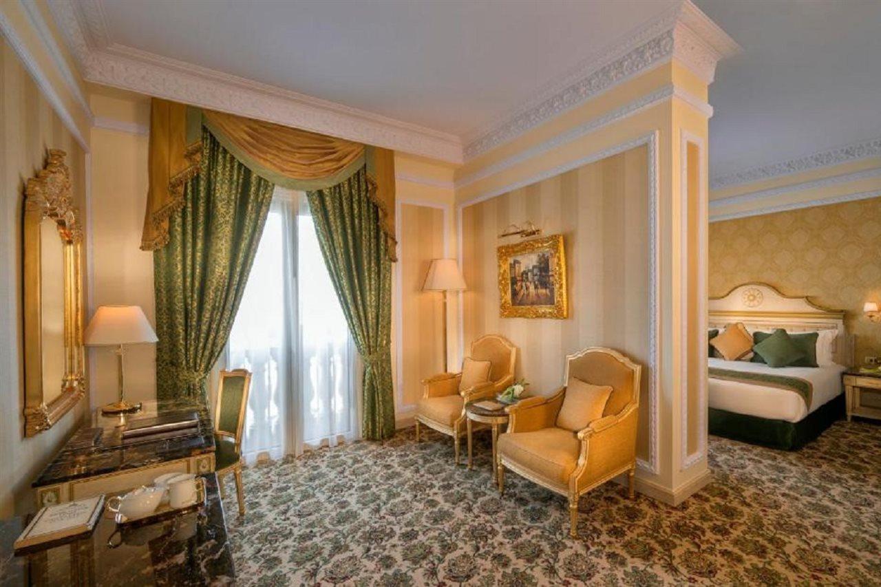 皇家玫瑰酒店 阿布扎比 外观 照片 A suite at the hotel