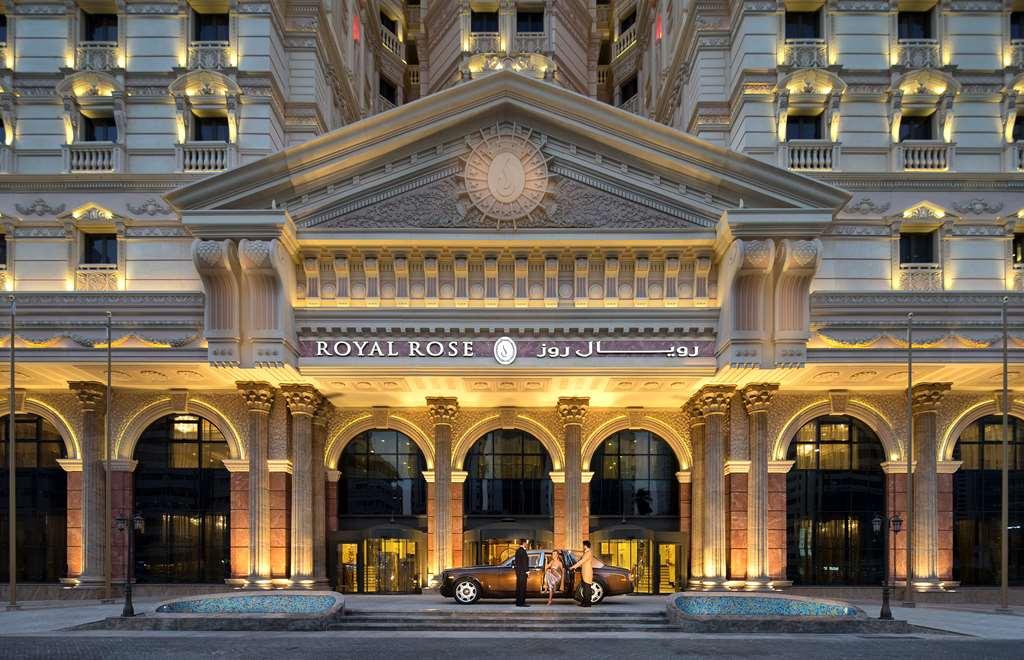 皇家玫瑰酒店 阿布扎比 外观 照片 Royal Rose Hotel